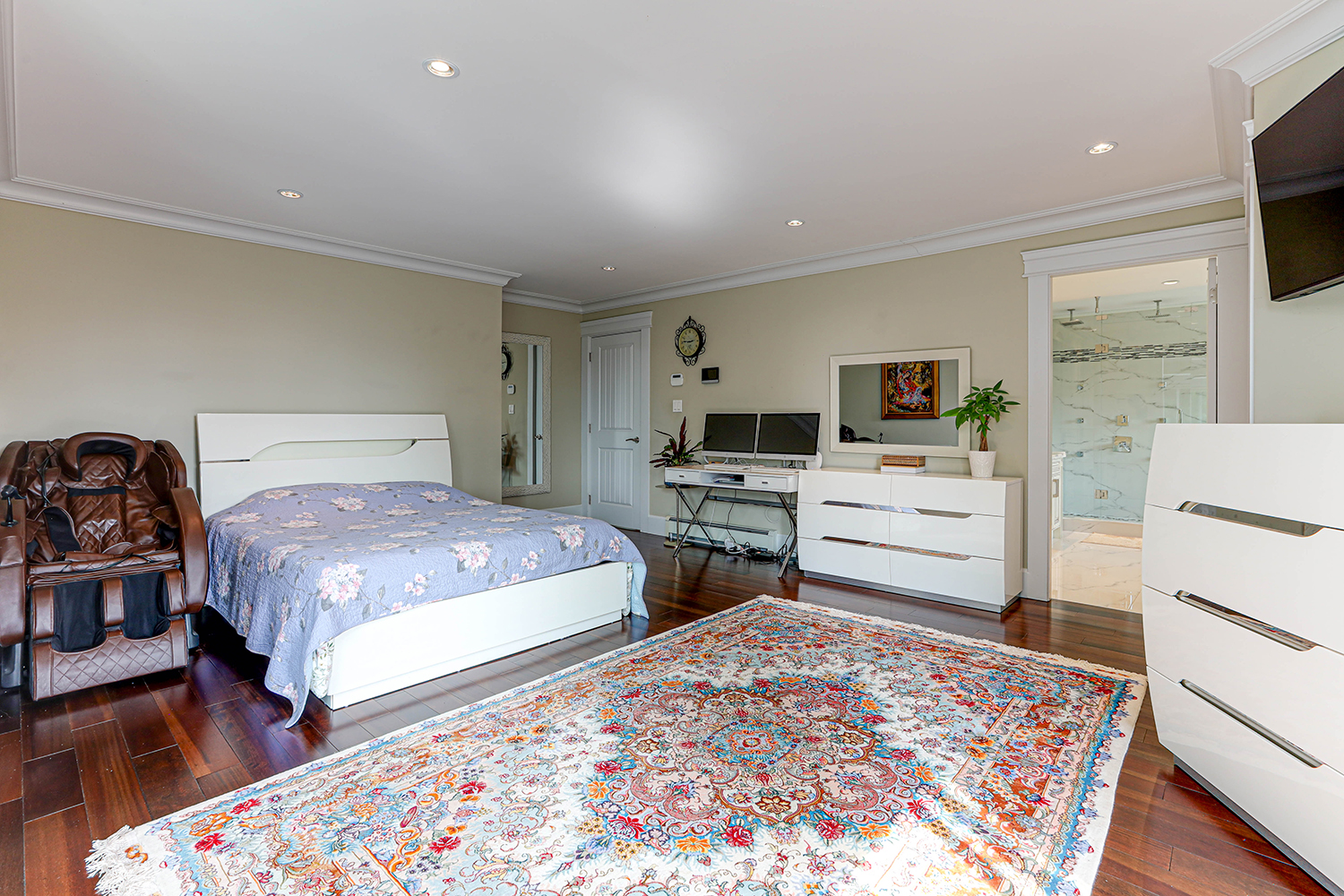 Property photo 135