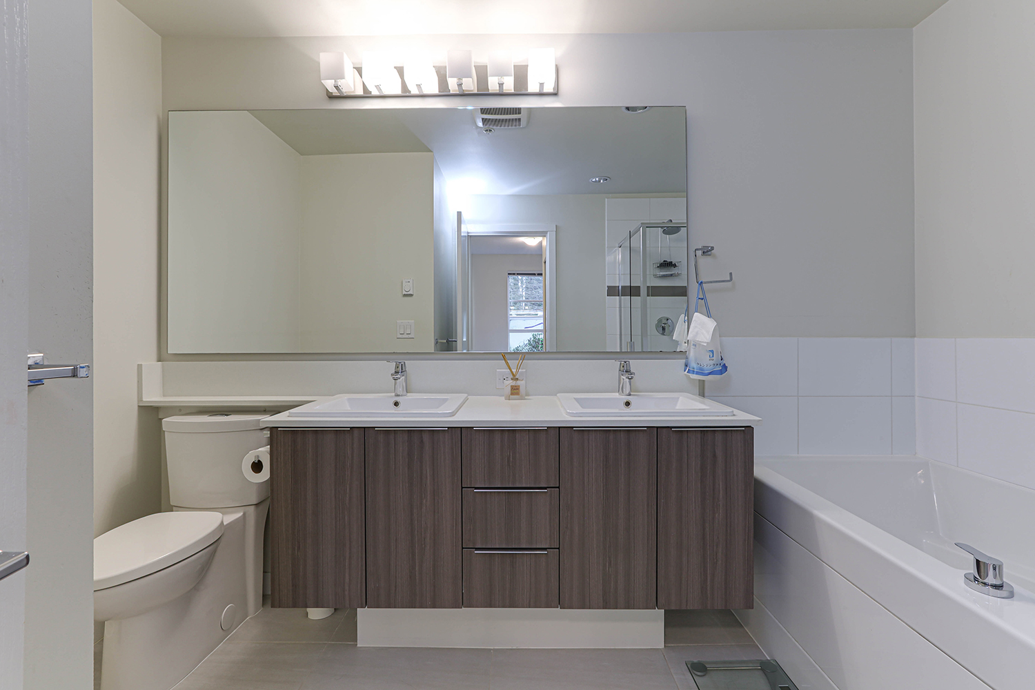 Property photo 118