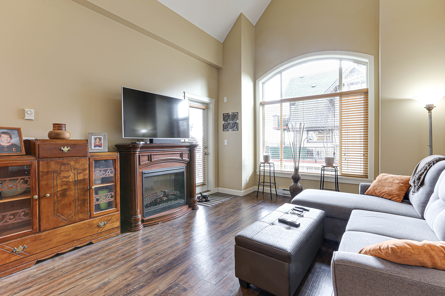 Property photo 105