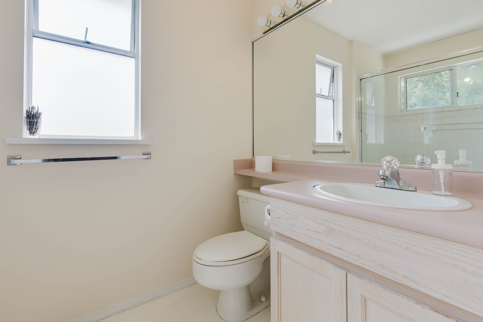 Property photo 125