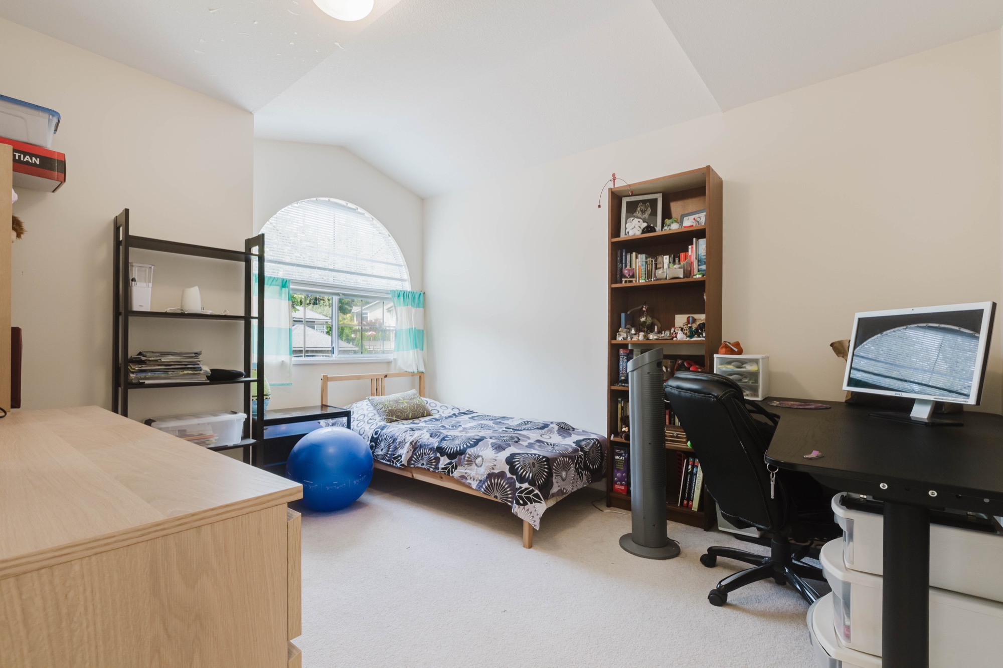 Property photo 126