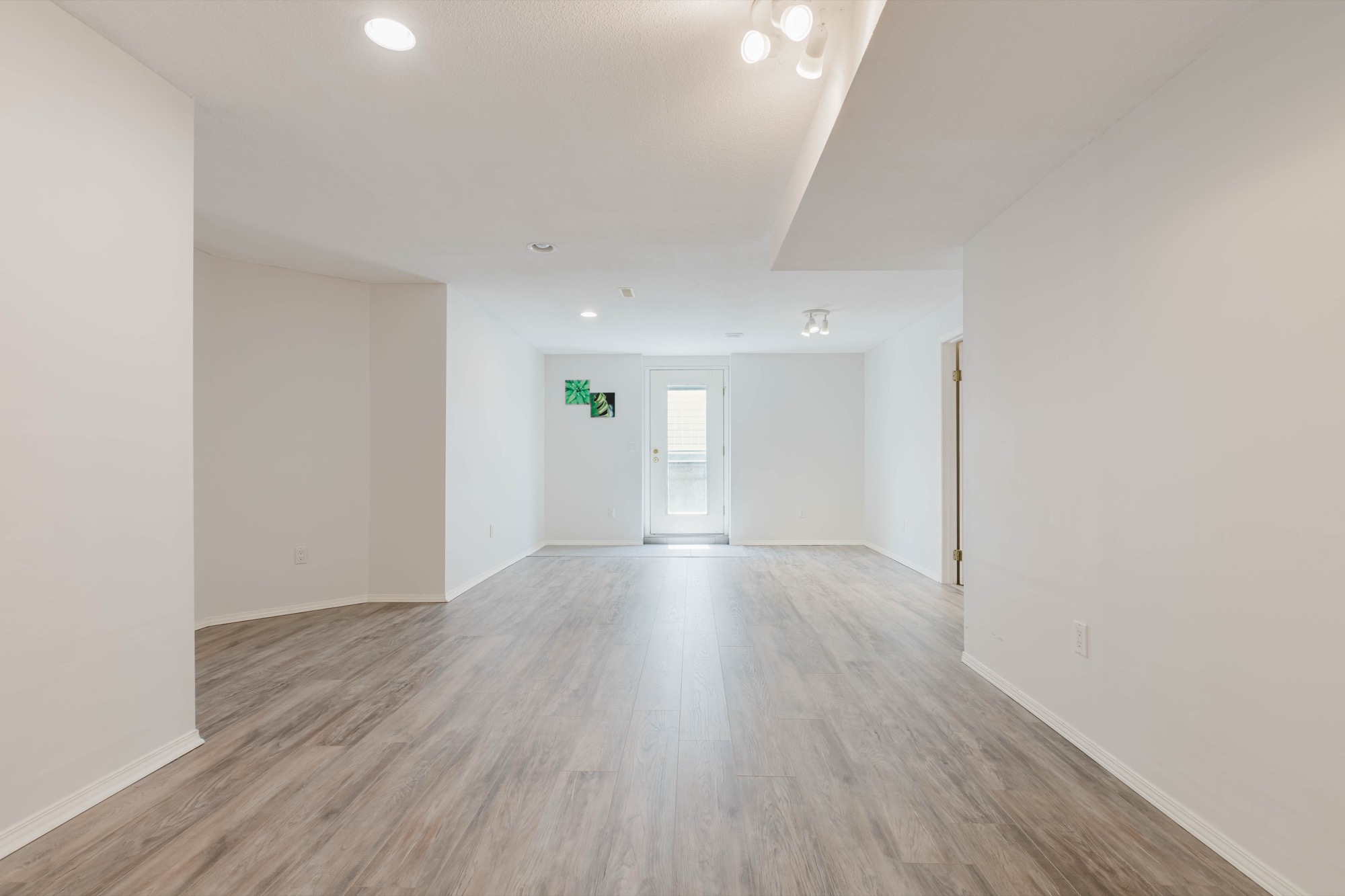 Property photo 135
