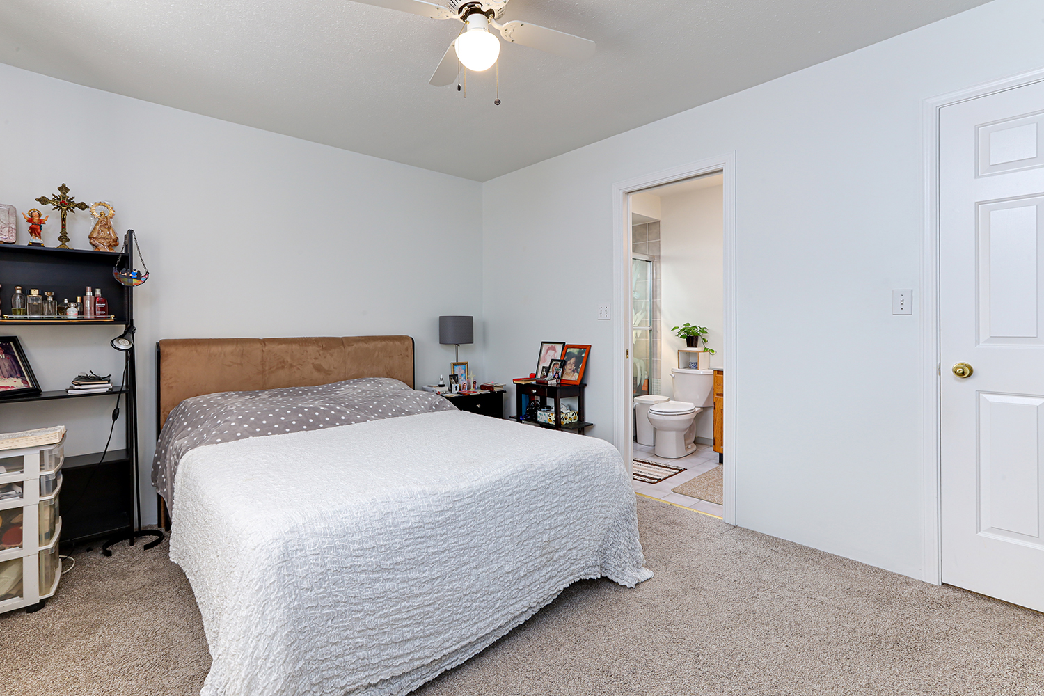 Property photo 125