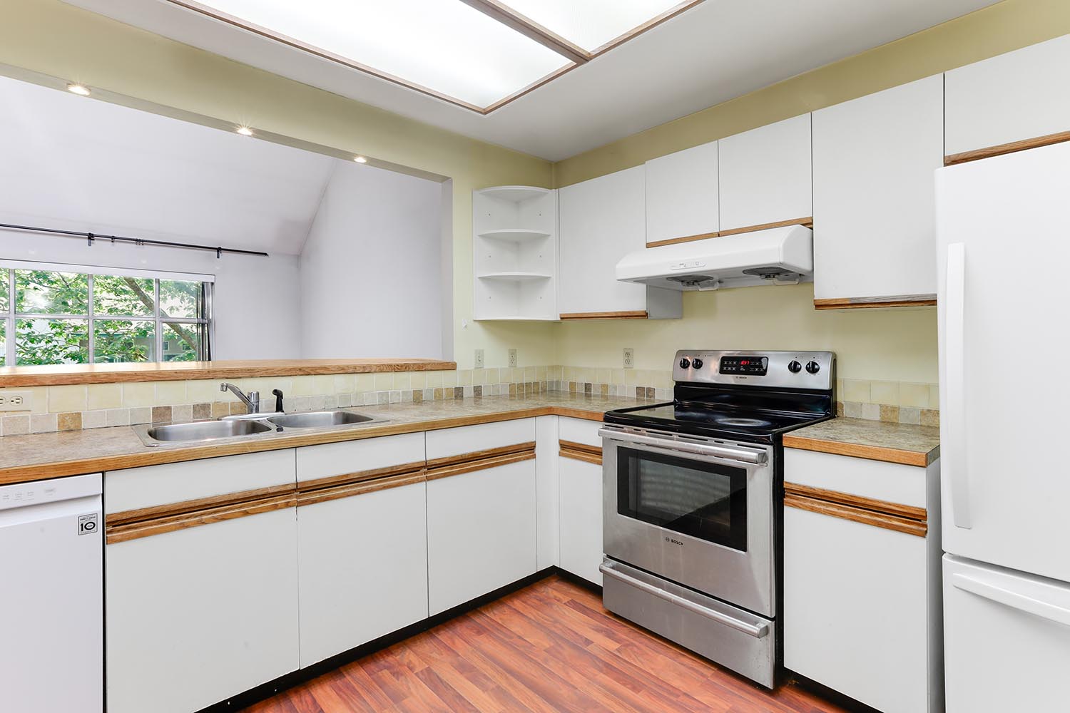 Property photo 115