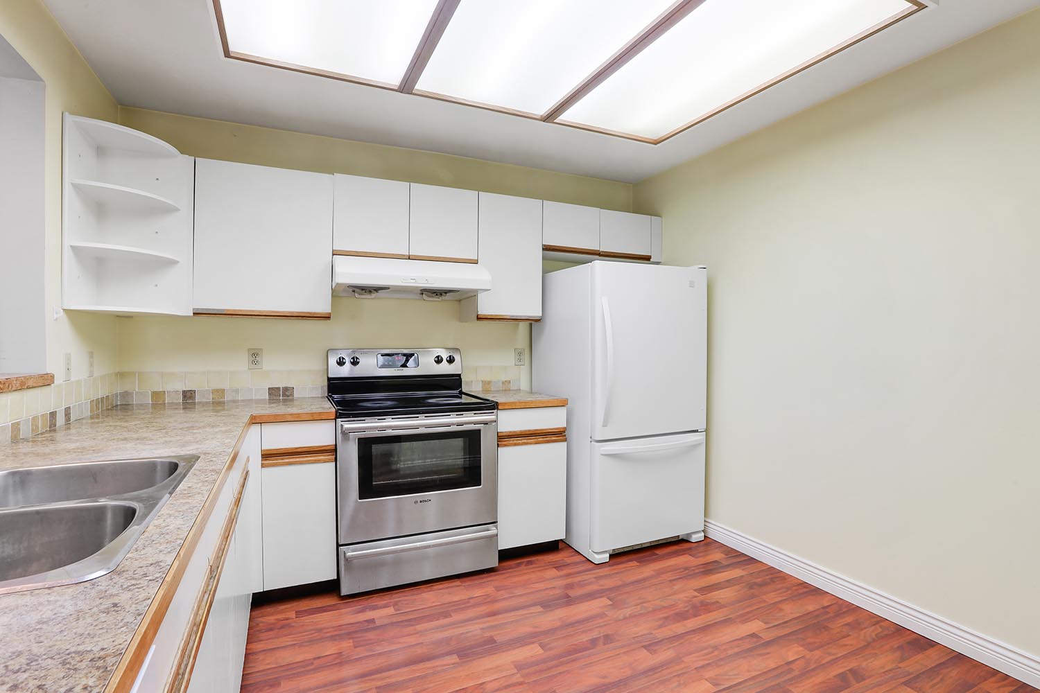 Property photo 116
