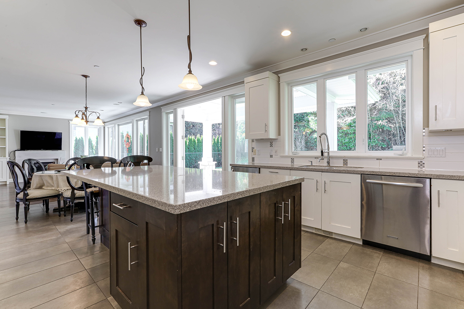 Property photo 123