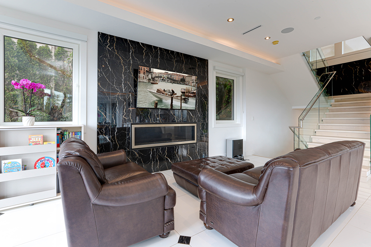 Property photo 105