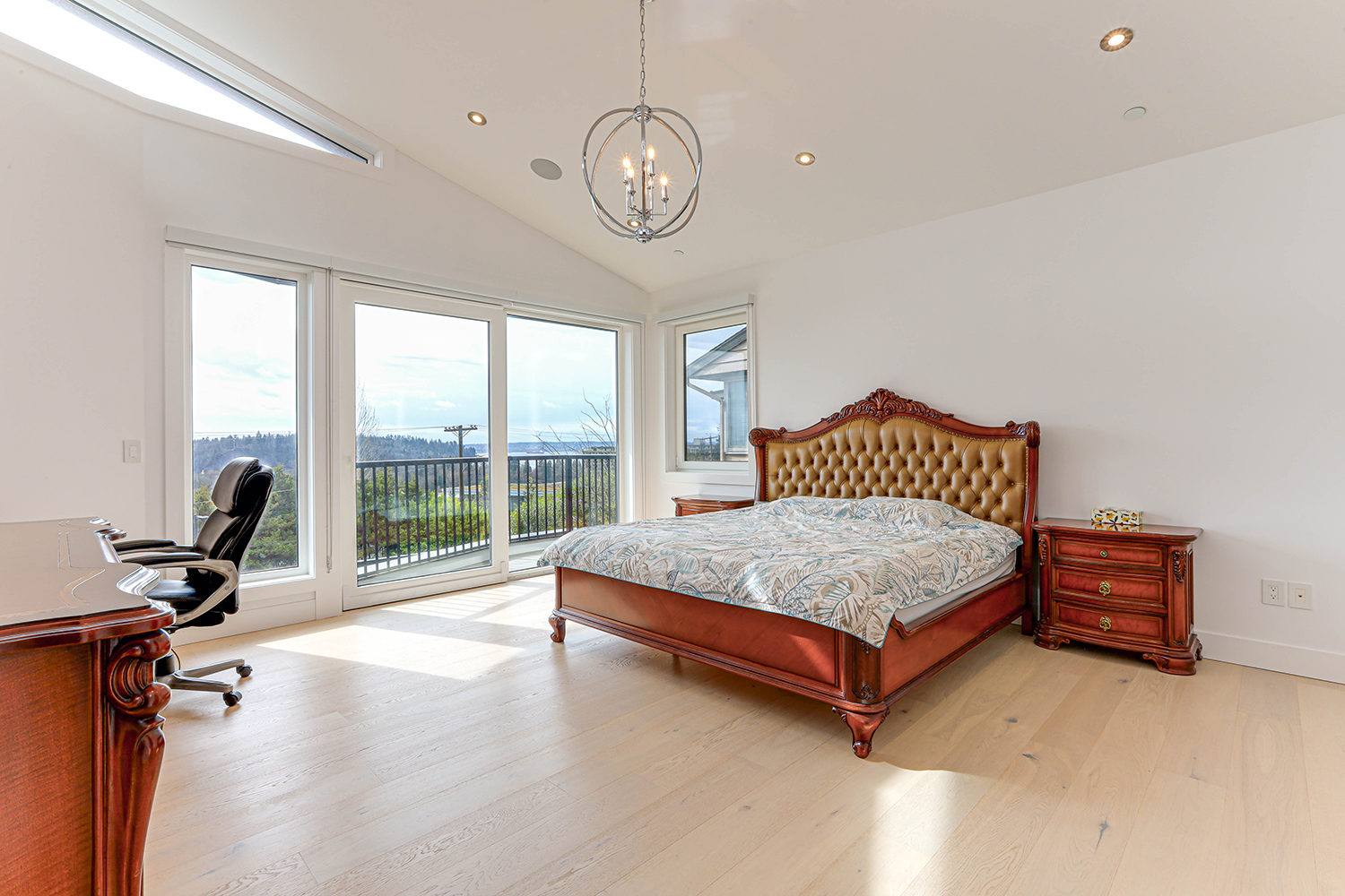 Property photo 125