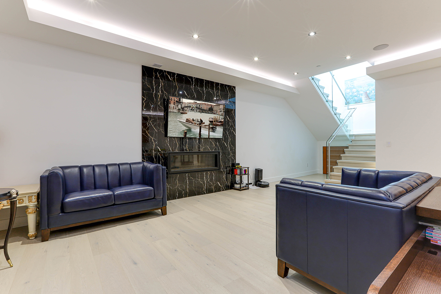 Property photo 154