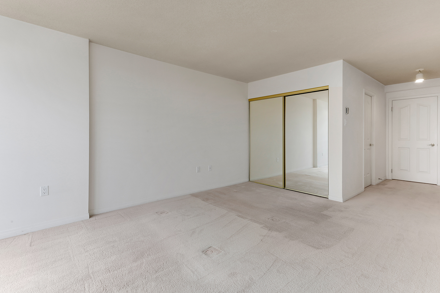 Property photo 115