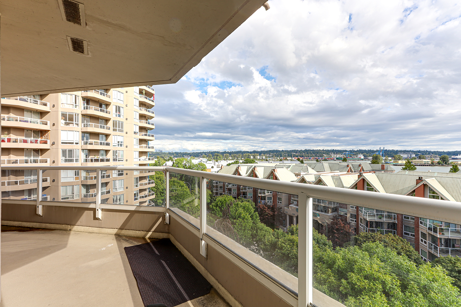 Property photo 124