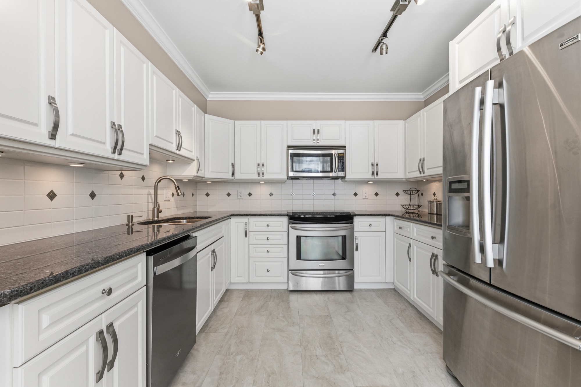 Property photo 113
