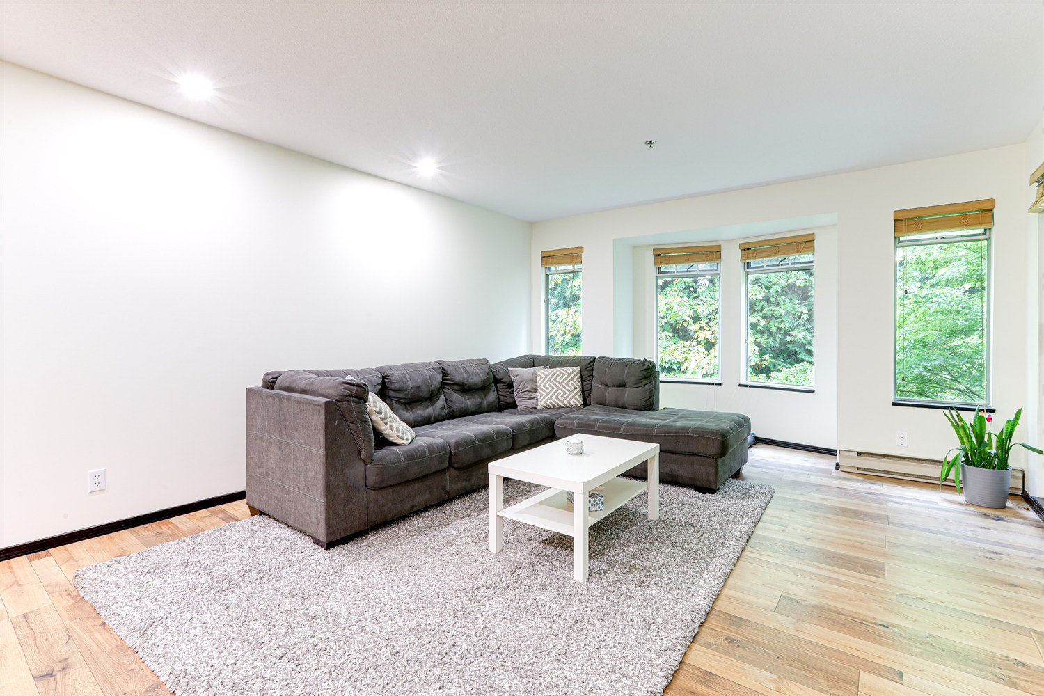 Property photo 106