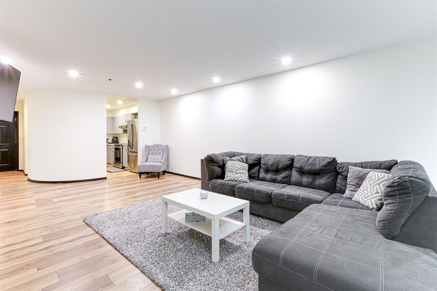 Property photo 109