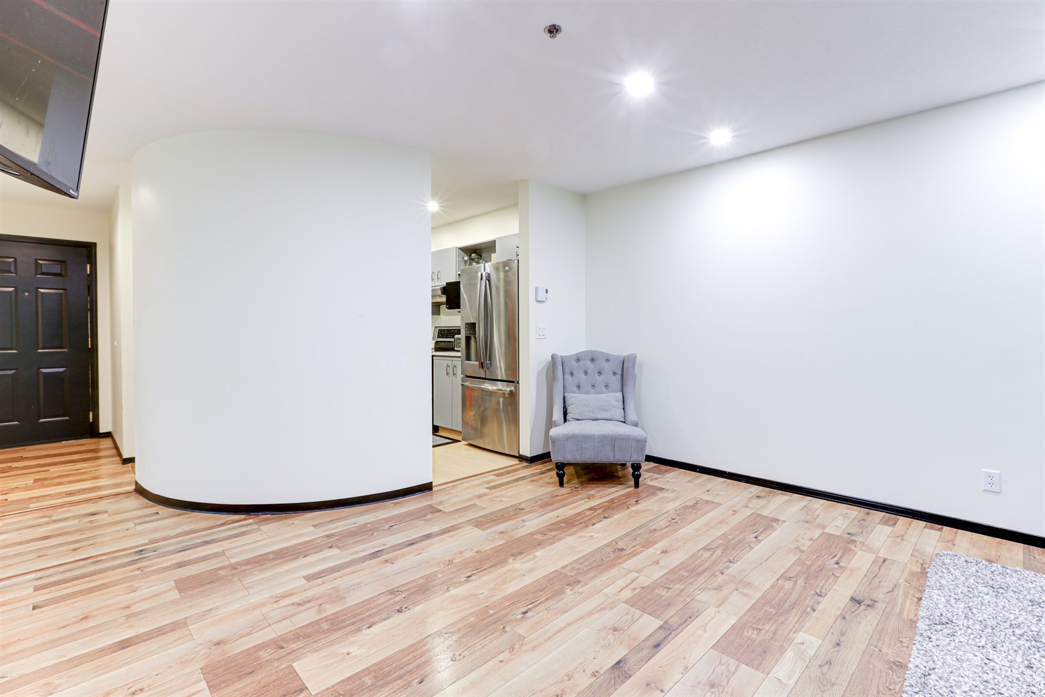 Property photo 111