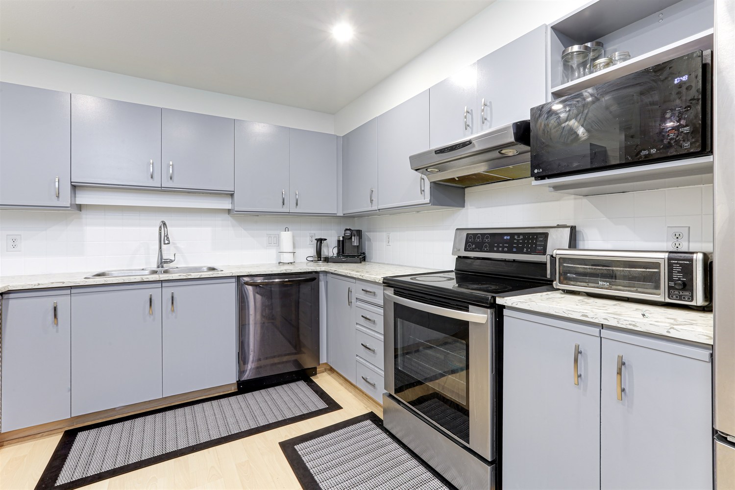 Property photo 113