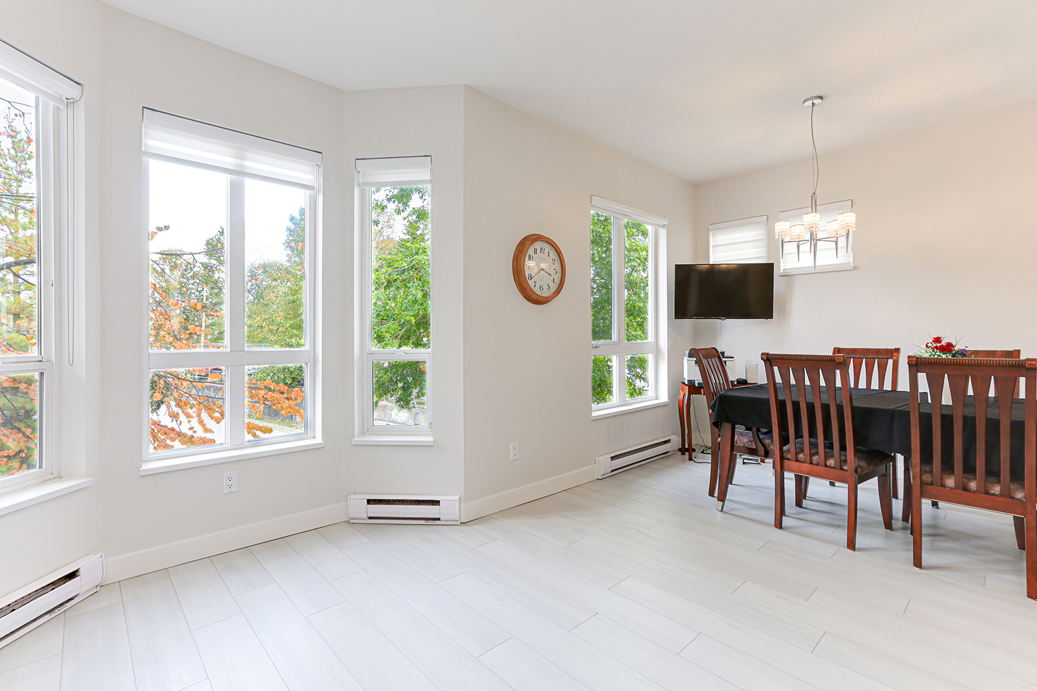 Property photo 111