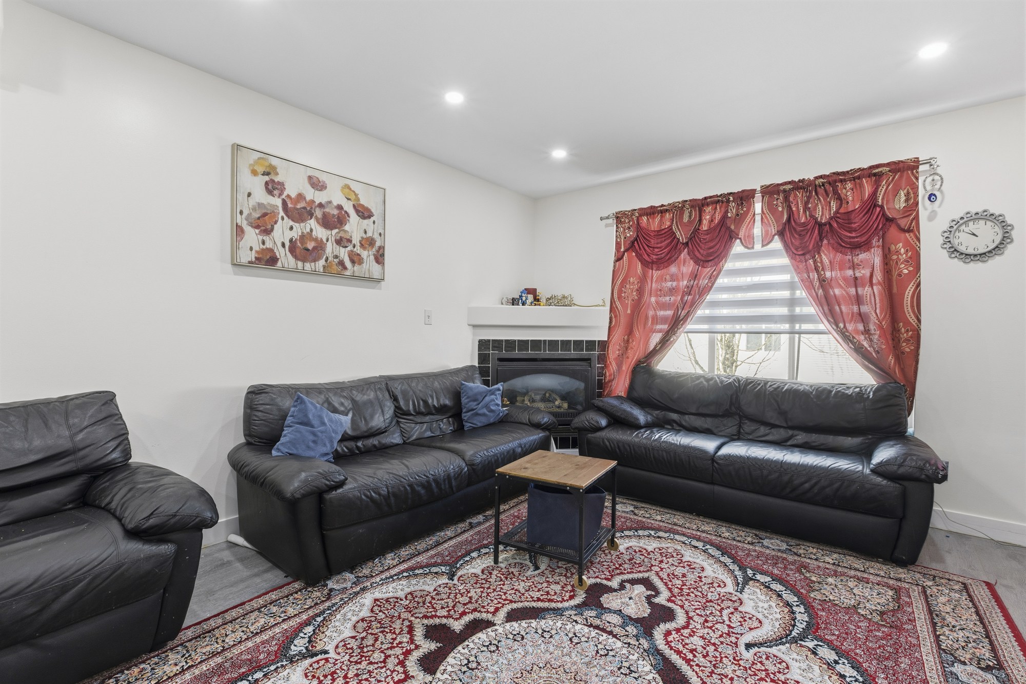 Property photo 104