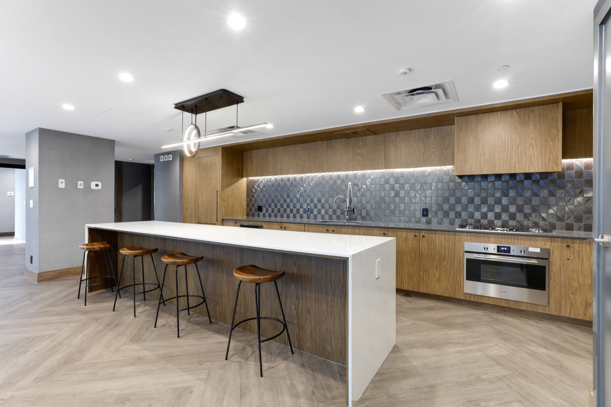 Property photo 145