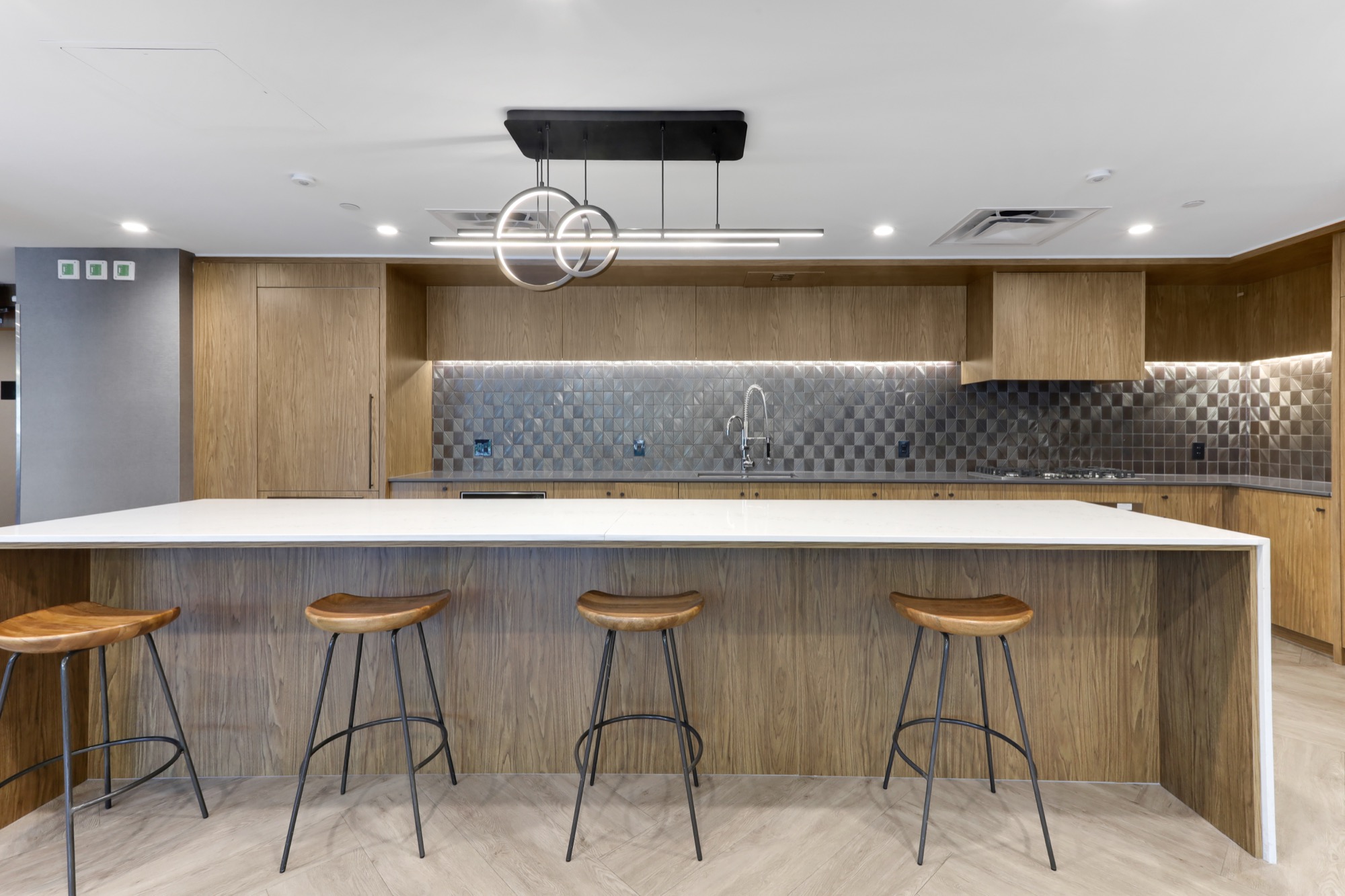 Property photo 146