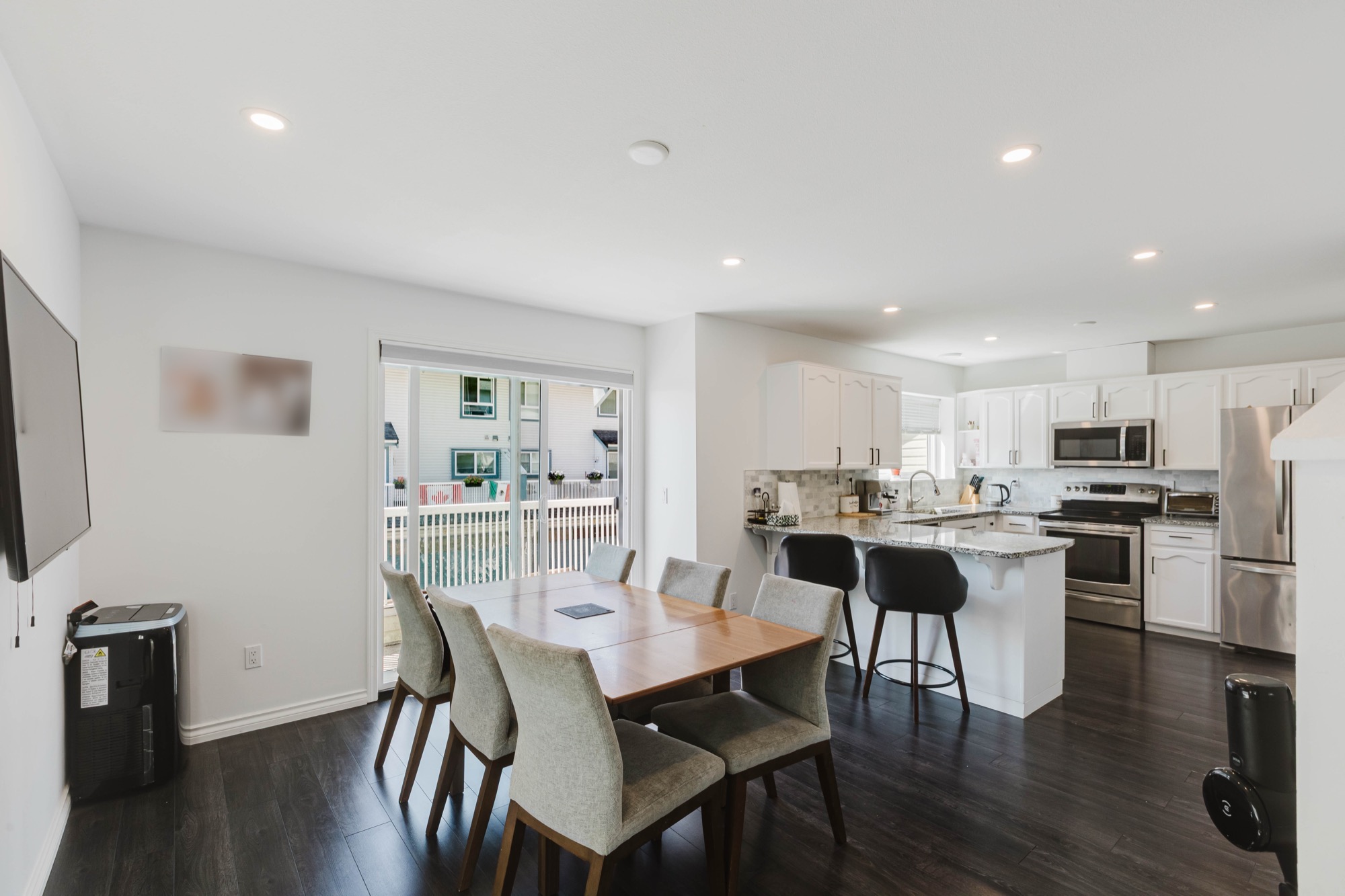 Property photo 111