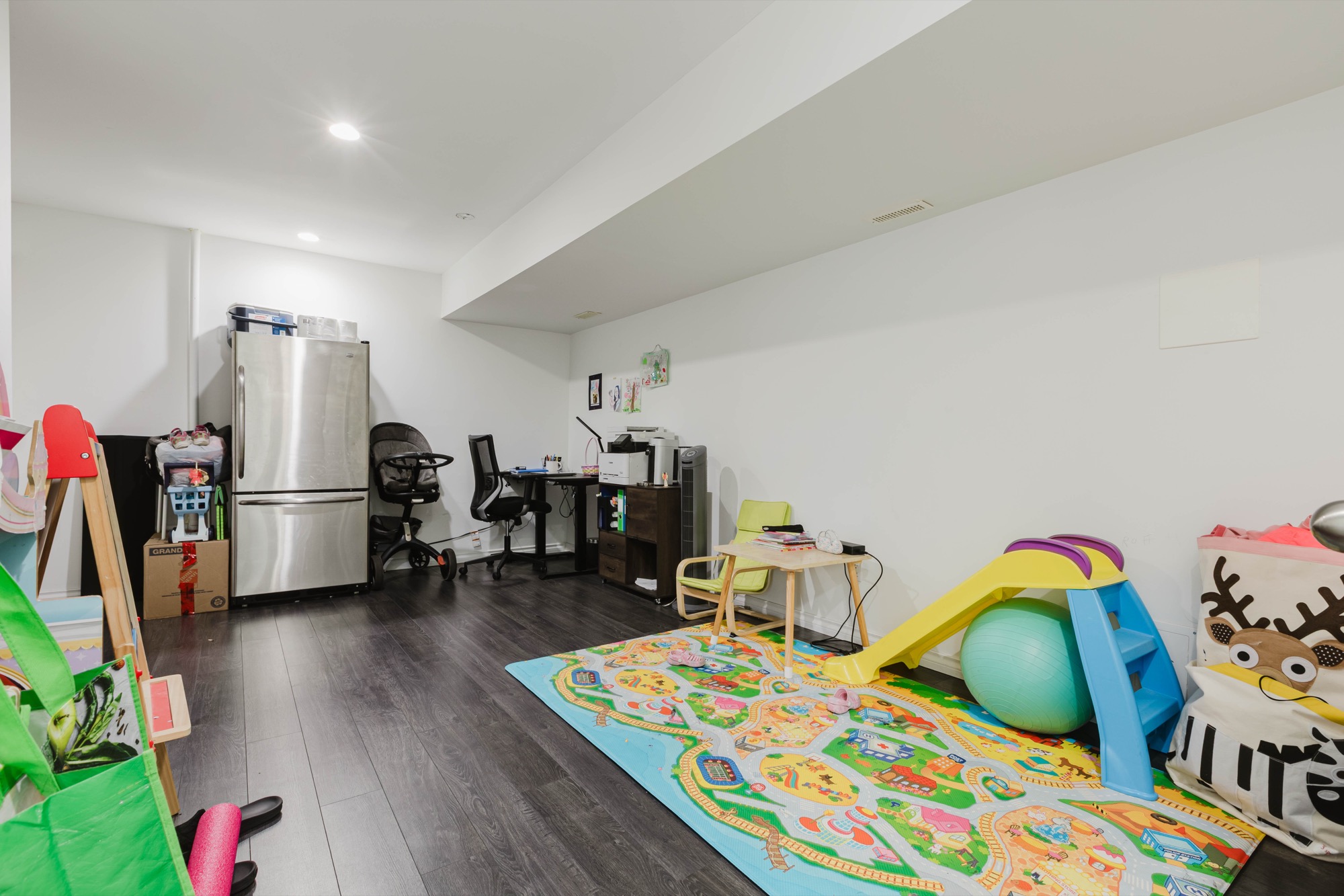 Property photo 128