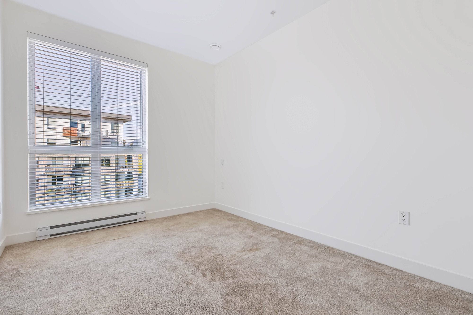 Property photo 111