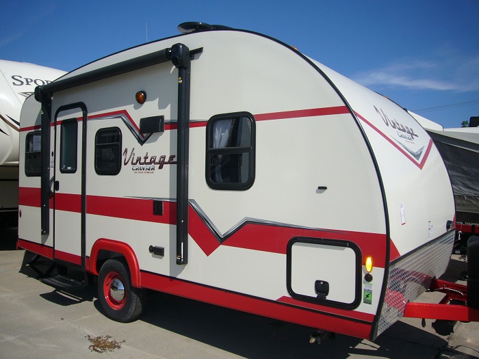 17RWD Vintage Cruiser Travel Trailer Kearney, NE Mason RV