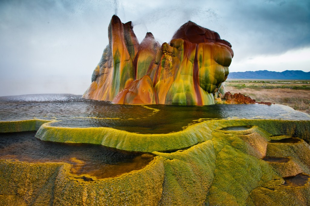 Fly-Geyser-Nevada-Pictures