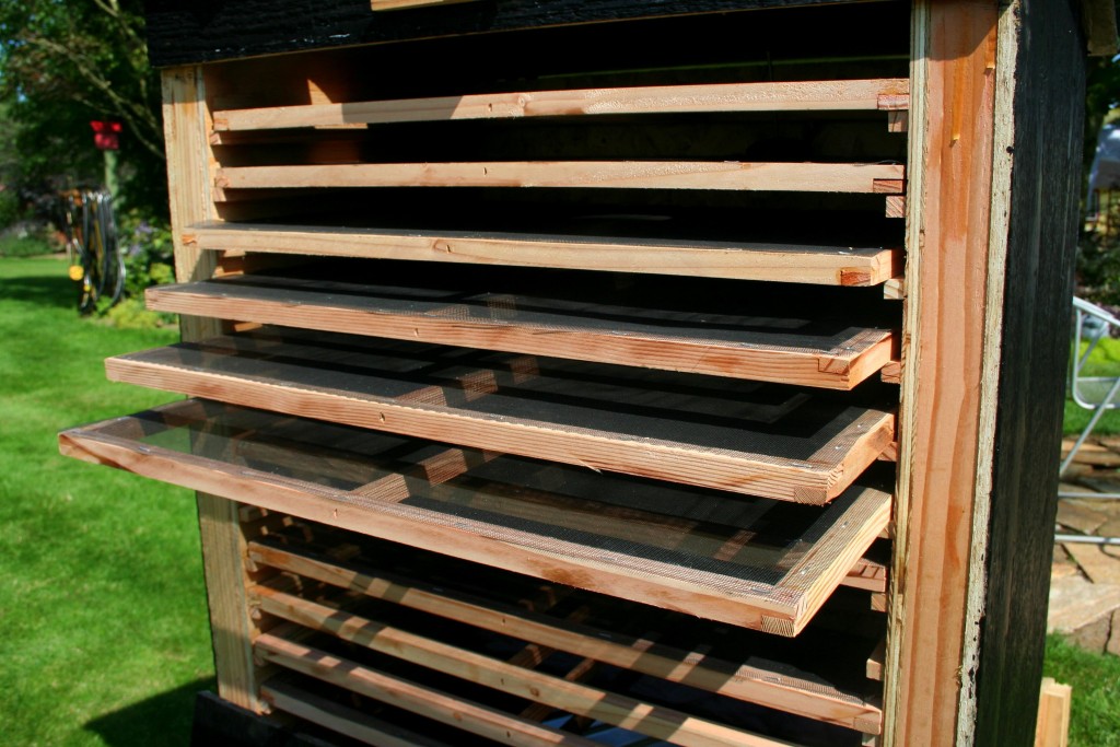 Solar-Food-Dehydrator-4