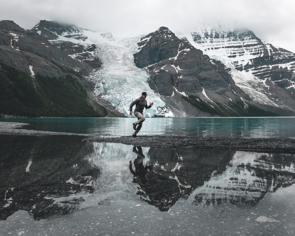Running at Berg Lake