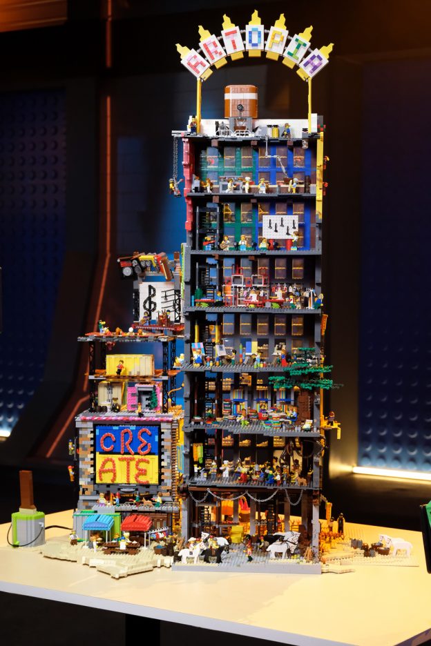 LEGO Masters Season 1 Finale The Brothers Brick (5) The Brothers