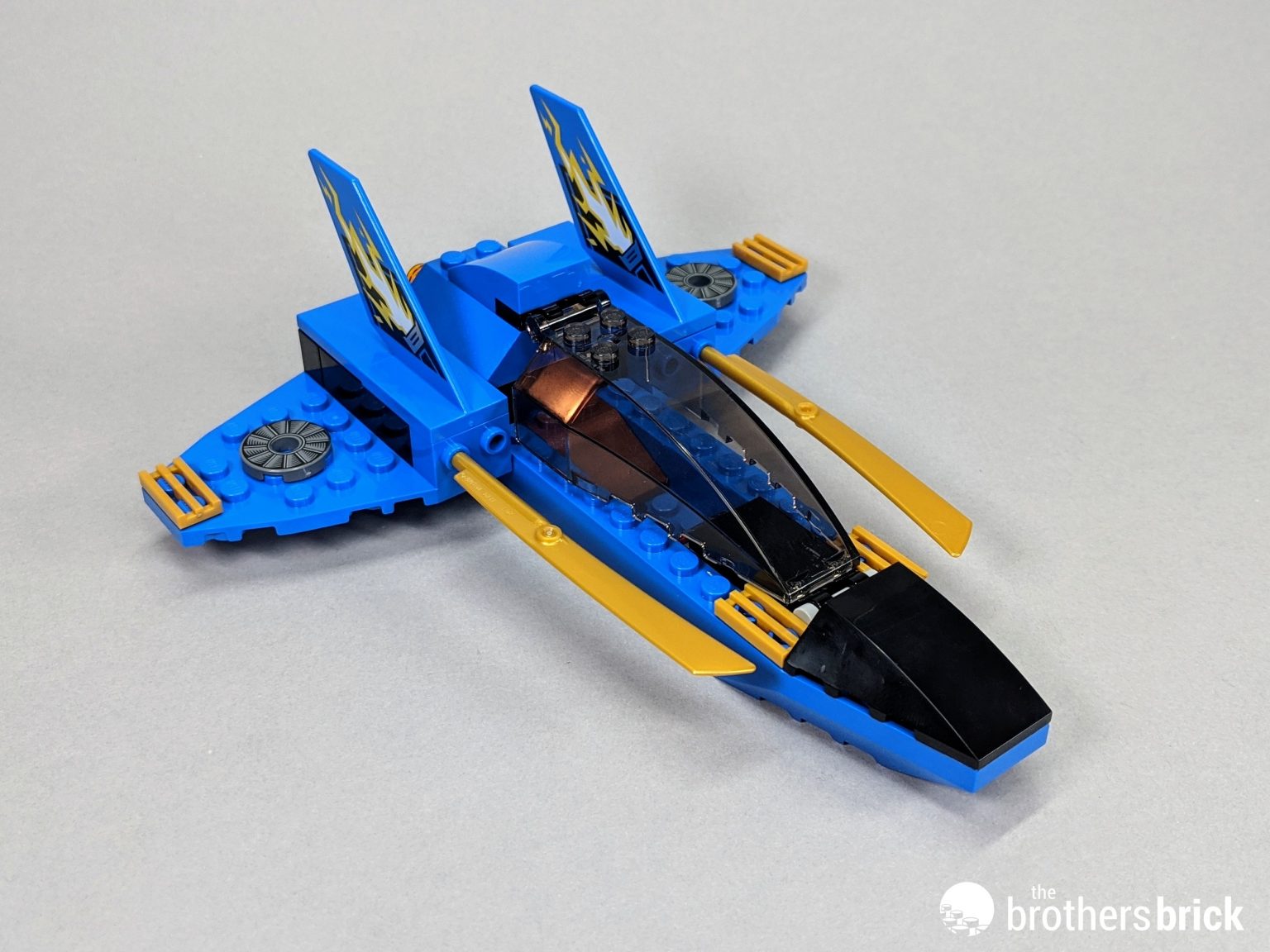 LEGO 71703 Ninjago Legacy: Storm Fighter Battle [Review] - The Brothers ...