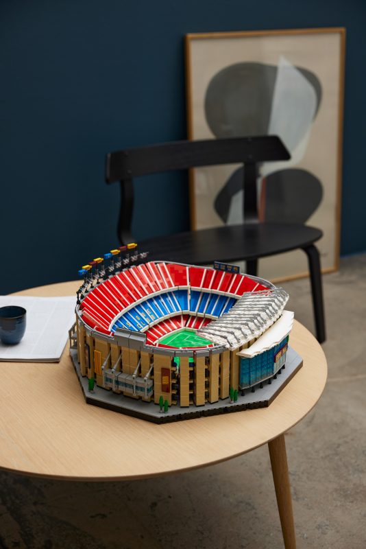 LEGO Creator Expert 10284 Camp Nou FC Barcelona Football Stadium ...