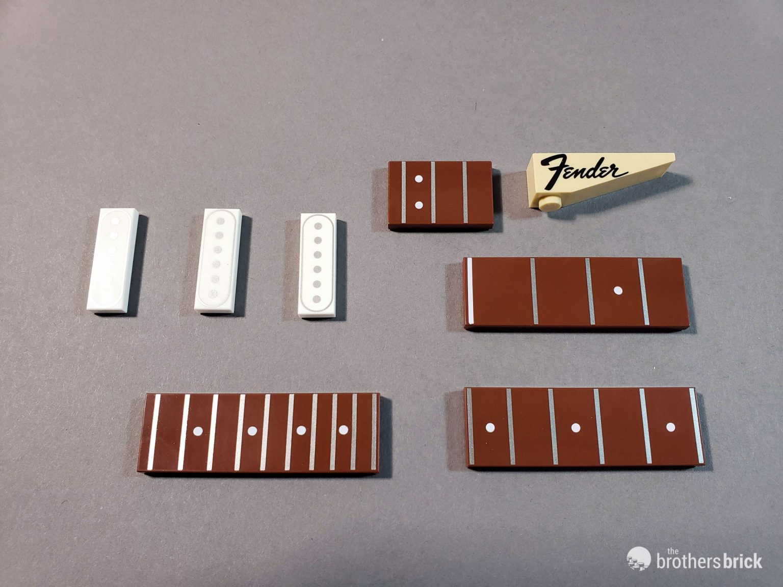 LEGO Ideas 21329 Fender Stratocaster Guitar TBB Review BYJ1313