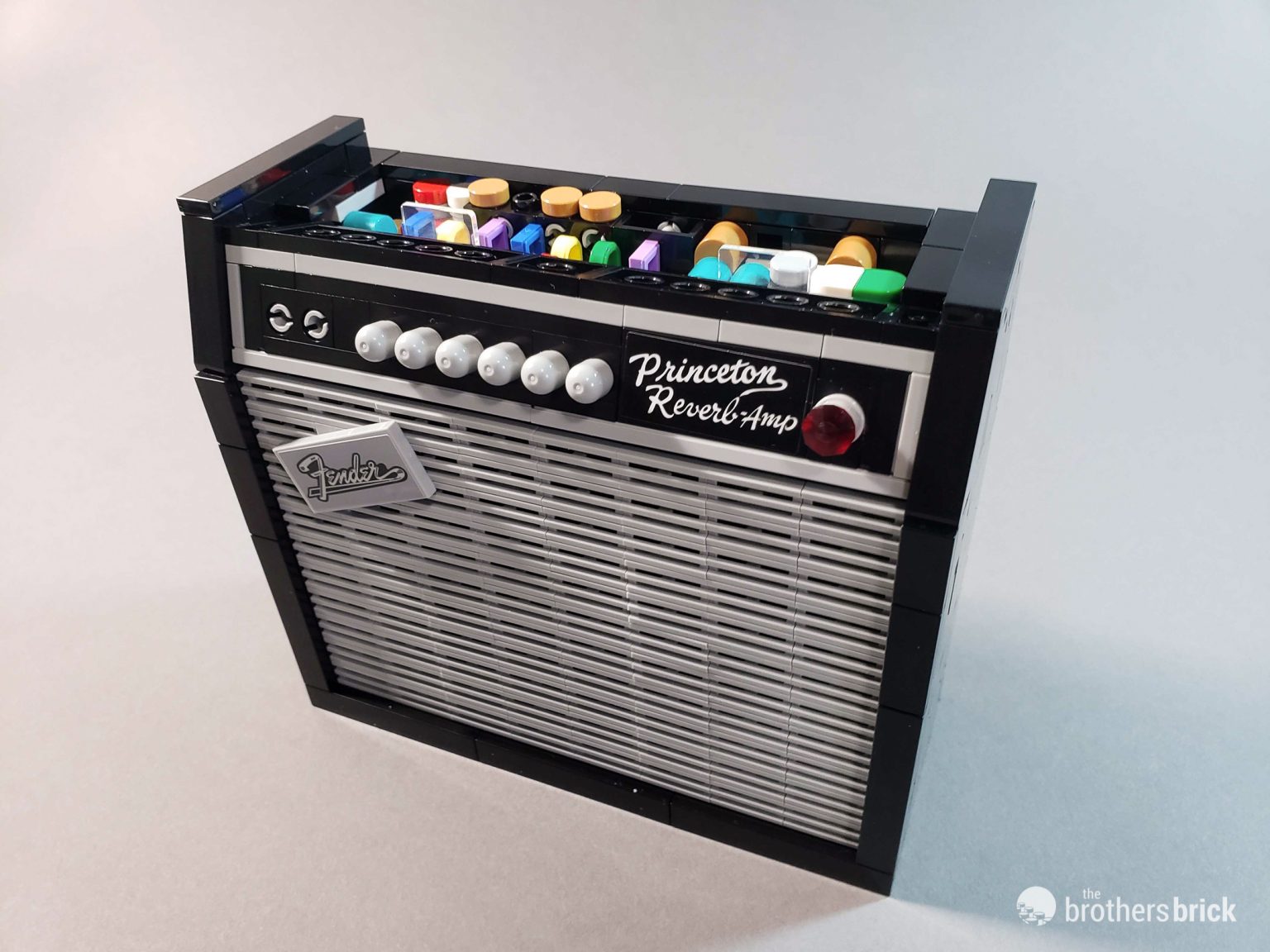 LEGO Ideas 21329 Fender Stratocaster Guitar TBB Review BYJ1351