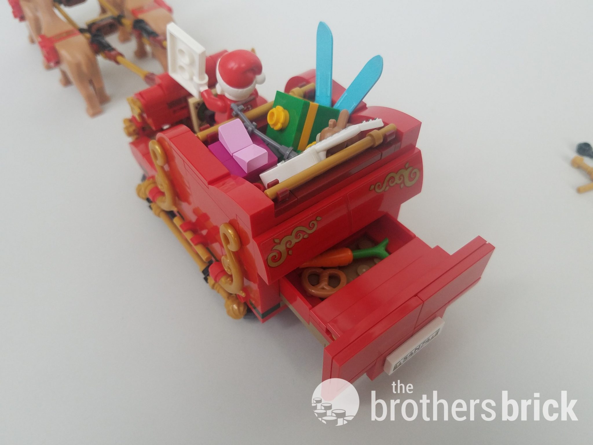 LEGO Seasonal Christmas 40499 Santa's Sleigh - TBB Review - S93EG27 ...