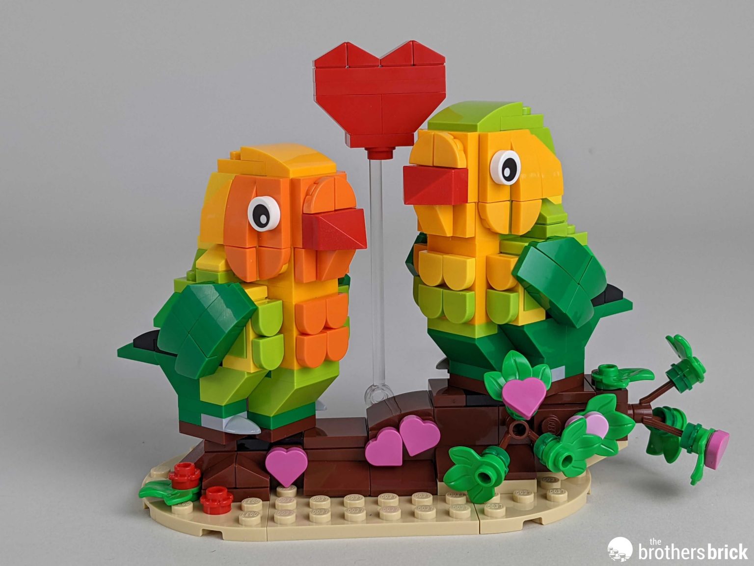 LEGO Iconic 40522 Love Birds TBB Review X5AM3 14 The Brothers