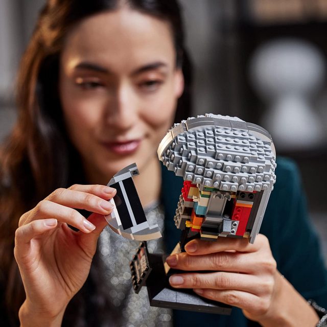 Two new LEGO Star Wars helmets revealed 75327 Luke Skywalker & 75328