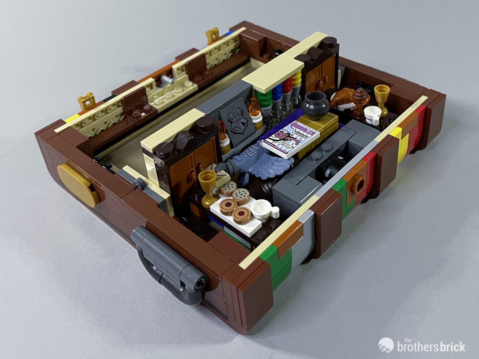 LEGO Harry Potter 76398 Hogwarts Magical Trunk TBB Review (25 of 31) The Brothers Brick