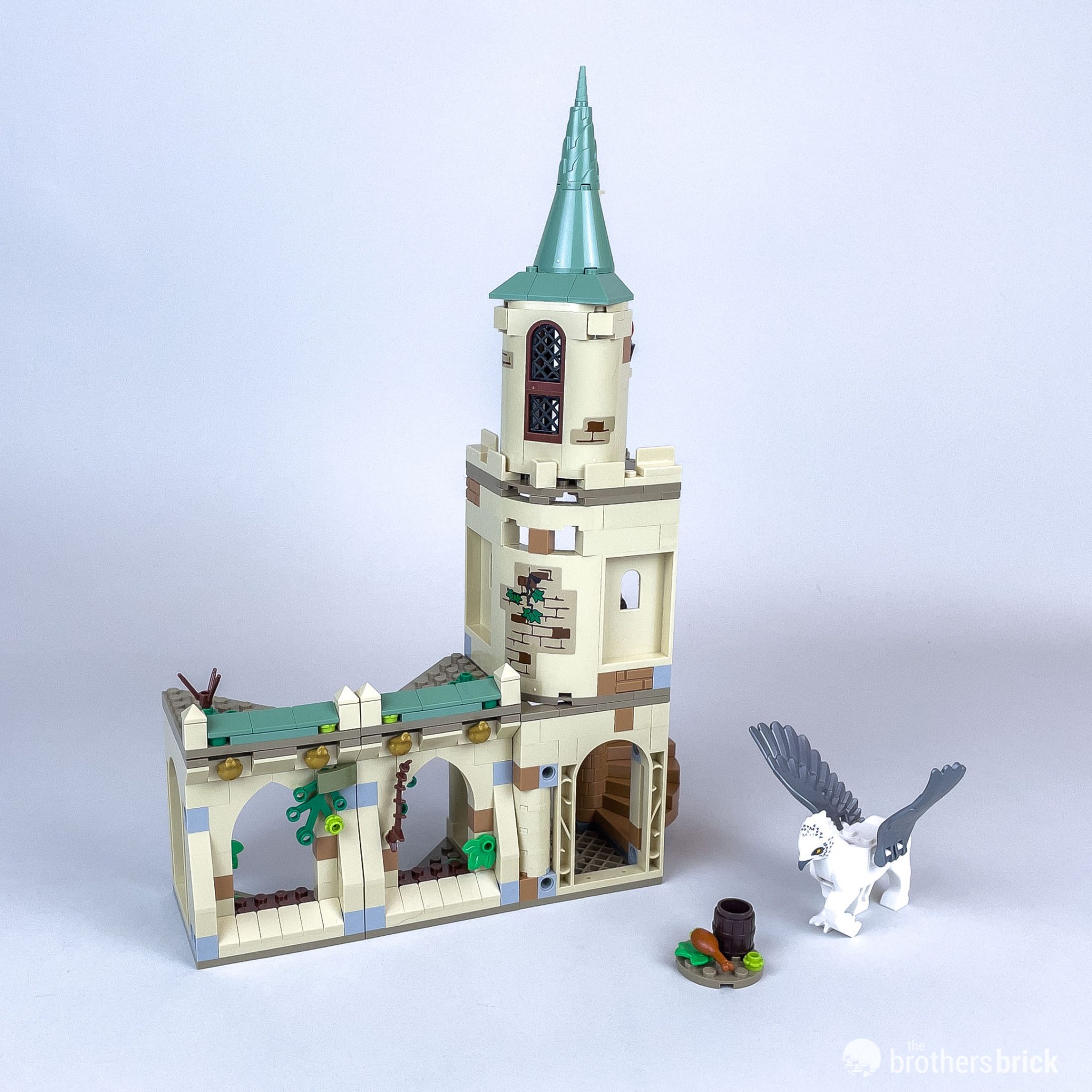 LEGO Harry Potter 76401 Hogwarts Courtyard Sirius's Rescue TBB Review