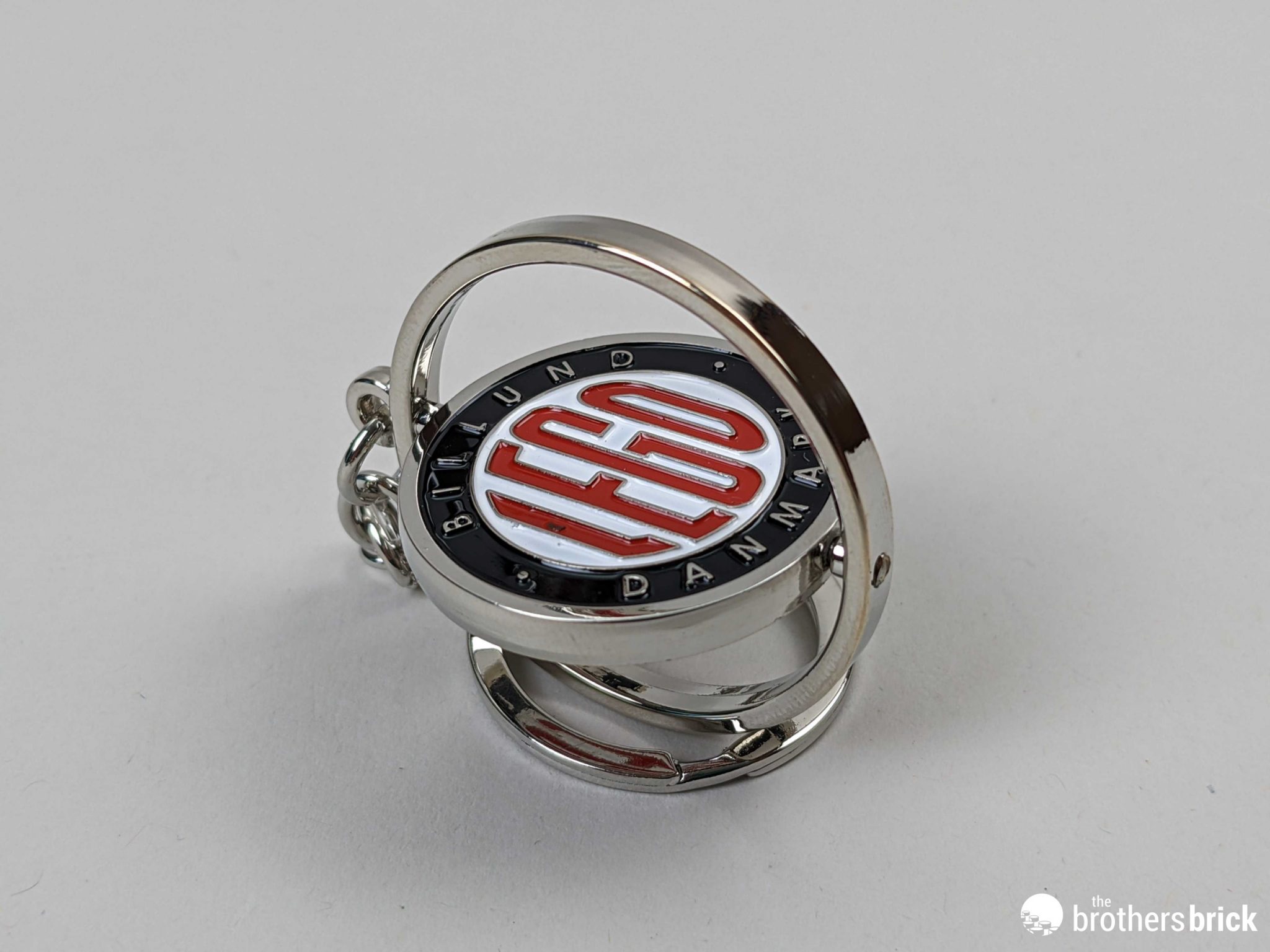 LEGO VIP 5007093 1950's Logo Spinning Keychain TBB Review 4 The