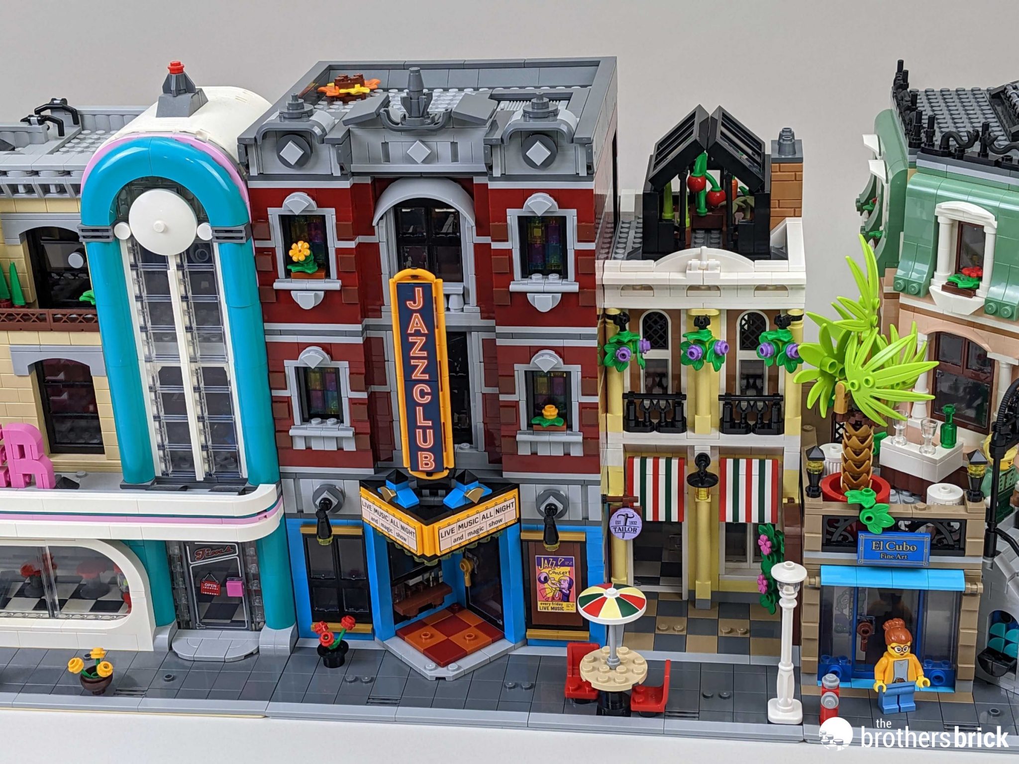 LEGO ICONS Modular Buildings Collection 10312 Jazz Club TBB Review