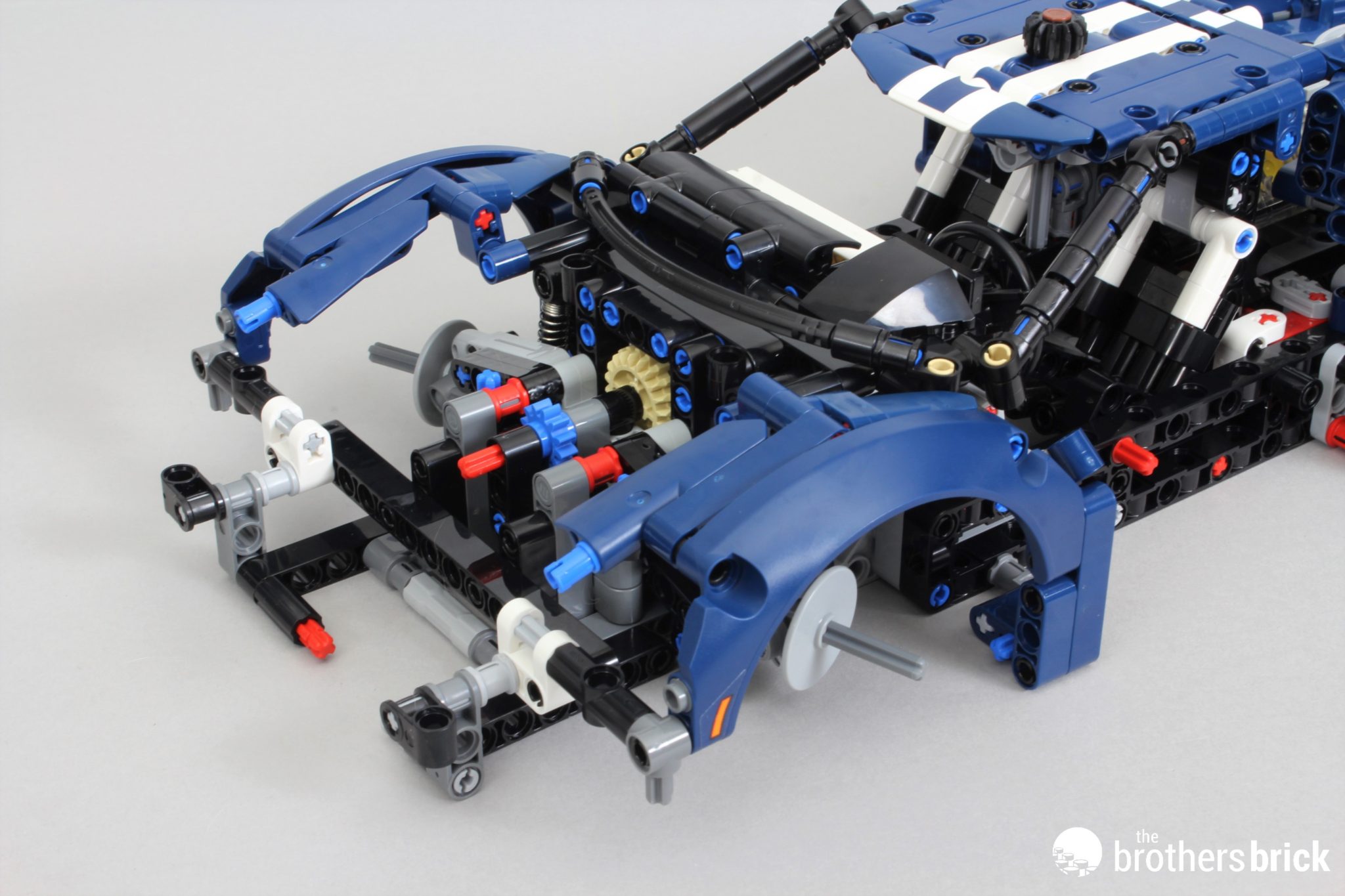 LEGO Technic 42154 2022 Ford GT - TBB Review - (33) - The Brothers ...