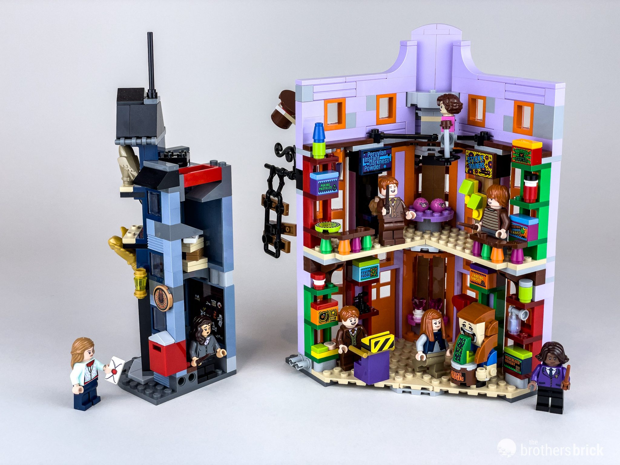 LEGO Harry Potter 76422 Diagon Alley Weasleys' Wizard Wheezes TBB