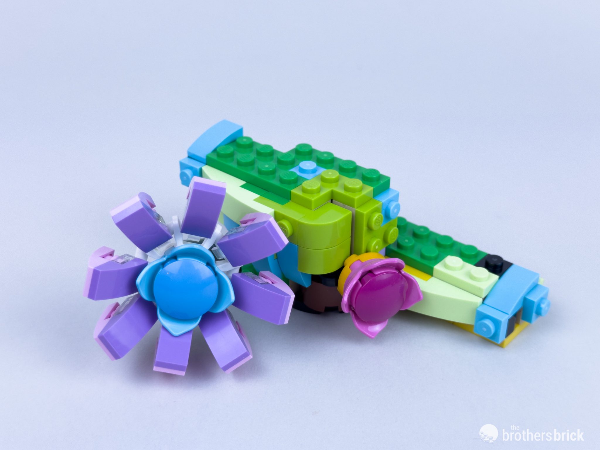 LEGO Creator 3in1 31149 Flowers in Watering Can TBB Review26 The Brothers Brick The