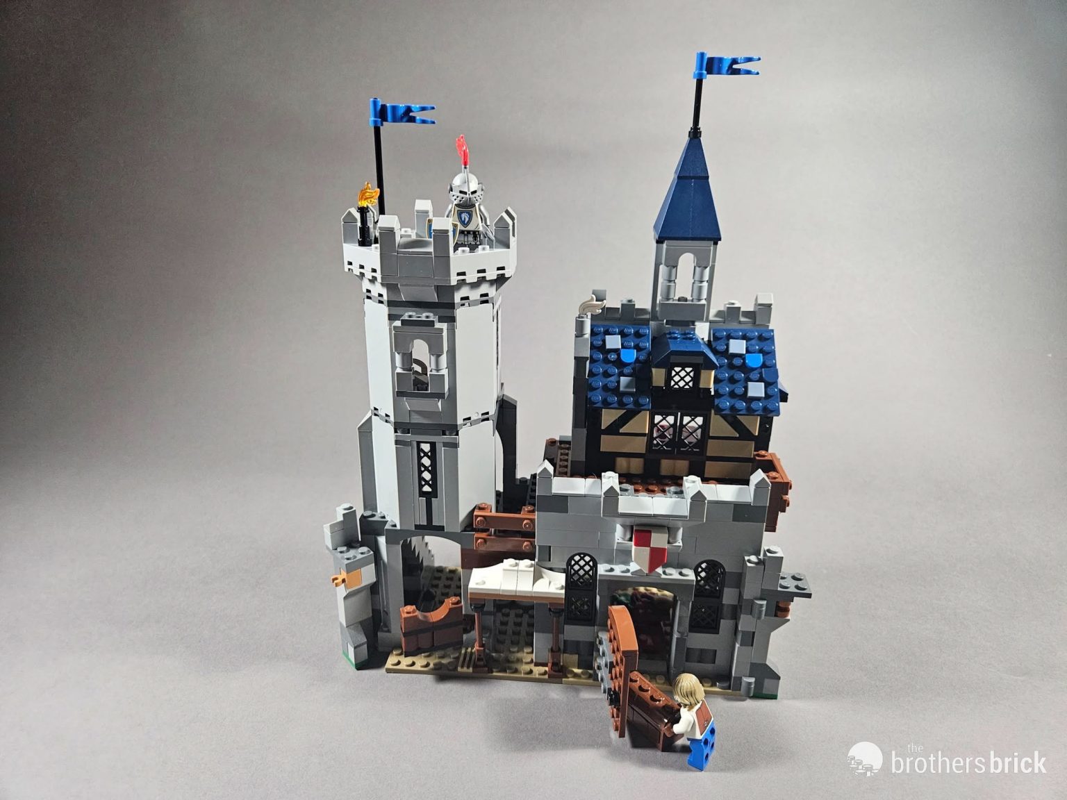 LEGO Creator 3-in-1 31168 Medieval Horse Knight Castle: A kingdom of ...