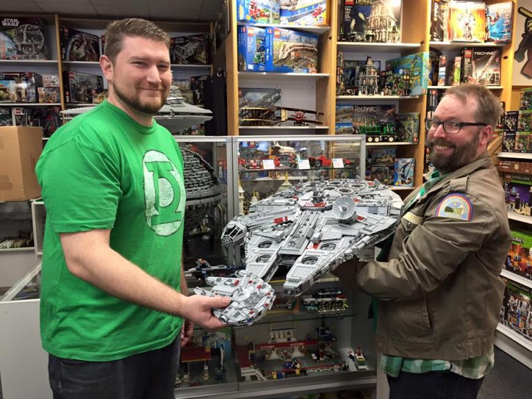 Ultimate LEGO Star Wars book author event at Bricks & Wheels in Bellevue, WA Sat, Dec 16 [News