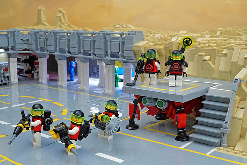 M Tron Sifts The Desert Sands From This Huge New Mining Facility The Brothers Brick The Brothers Brick