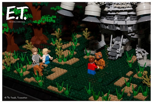 "I'll be right here..." E.T. Lego MOC - 19